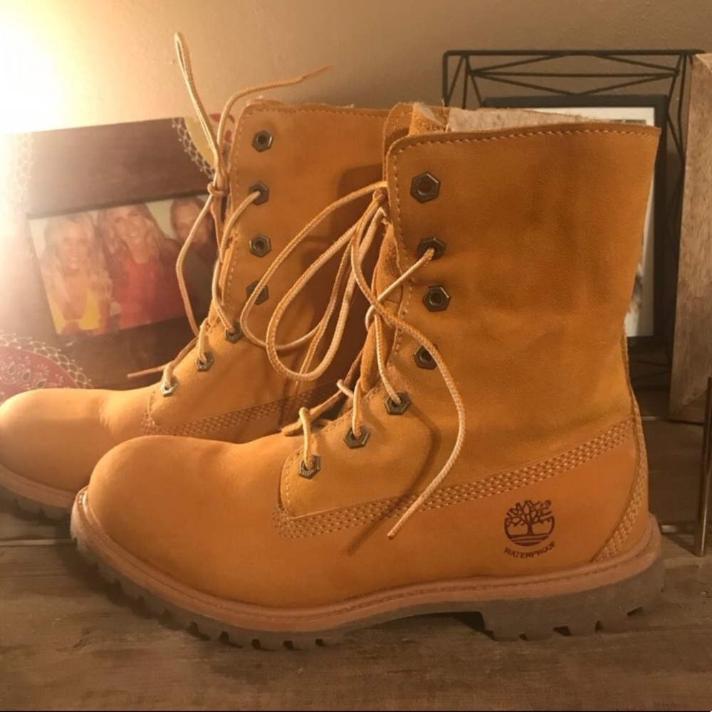 Timberland “Teddy Foldover” Women’s